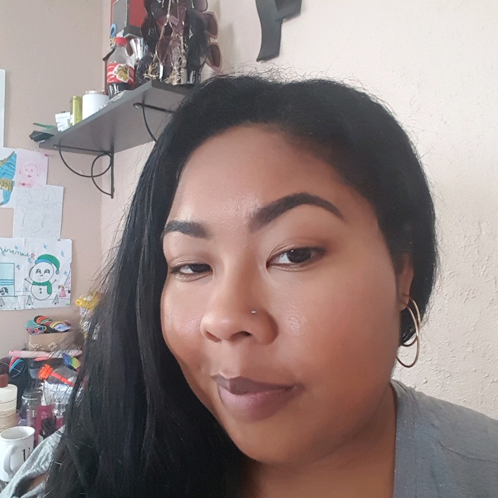 Meet your Posher, Vanessa